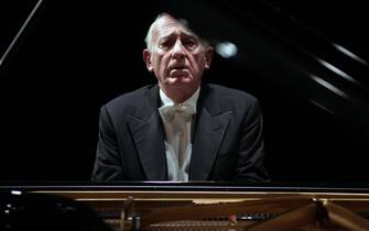 27.01.16. Italian pianist Maurizio Pollini attending a concert at Royal theater in Madrid
66/cordon press