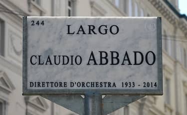 Milano - Intitolazione del Nuovo largo Abbado dedicato al Direttore d'orchestra Claudio Abbado