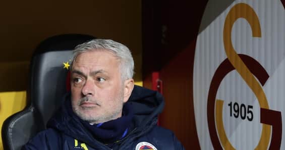 Comprato per 77 milioni da una squadra araba, torna già in Europa: andrà da Mou