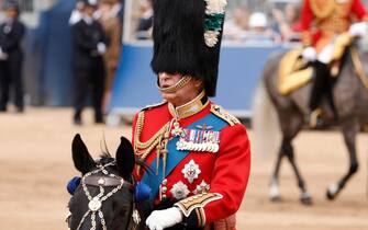 epa10696481 Britain's King Charles III at Trooping the Colour on Horse Guards Parade, London, Britain, 17 June 2023. The Trooping of the Colour traditionally marks the official birthday of the British sovereign and features a parade of over 1,400 soldiers, 200 horses and 400 musicians. This is King Charles III first Trooping as sovereign, joining the parade on horseback, marking the first time that the reigning monarch has ridden at this event since 1986.  EPA/DAVID CLIFF