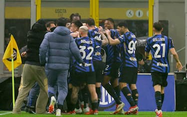 FC Inter's players celebrate the goal scored by FC Inter's forward Marko Arnautovic during the Coppa Italia quarterfinal soccer match between FC Inter and SS Lazio, in Milan, Italy, 25 February 2025. ANSA / ROBERTO BREGANI