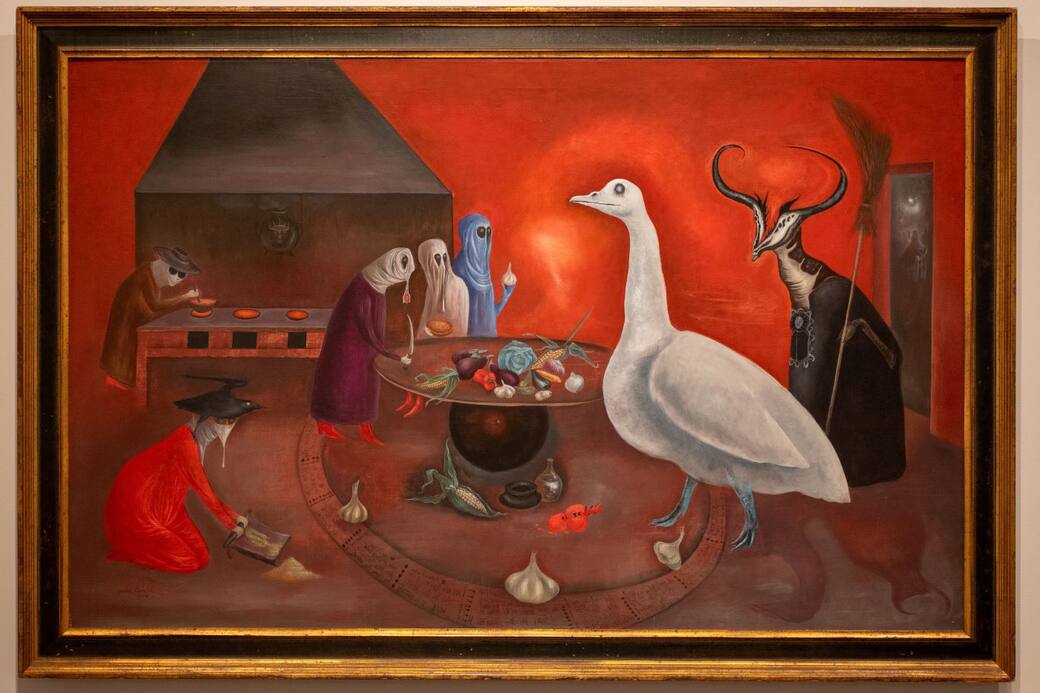 Leonora Carrington, Grandmother Moorhead’s Aromatic Kitchen, 1974 Olio su tela, 79 x 124 cm. The Charles B. Goddard Center for Visual and Performing Arts - Ardmore, Oklahoma © Estate of Leonora Carrington, by SIAE 2025