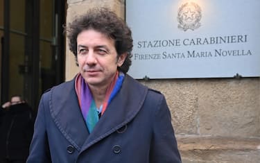 Marco Cappato arriva alla stazione dei carabinieri di Santa Maria Novella a Firenze, 09 dicembre 2022  ANSA/CLAUDIO GIOVANNINI