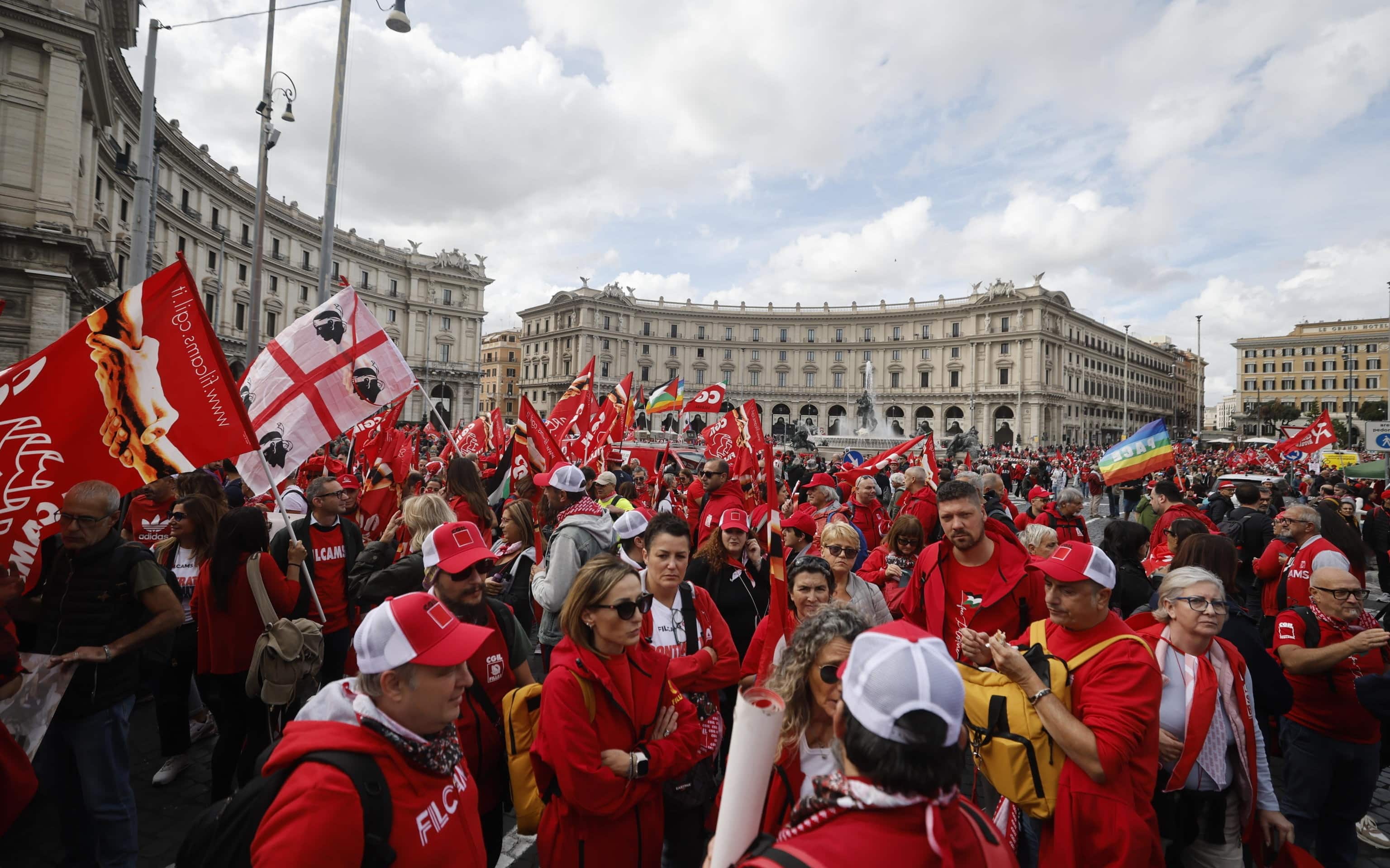 Il corteo della Cgil
