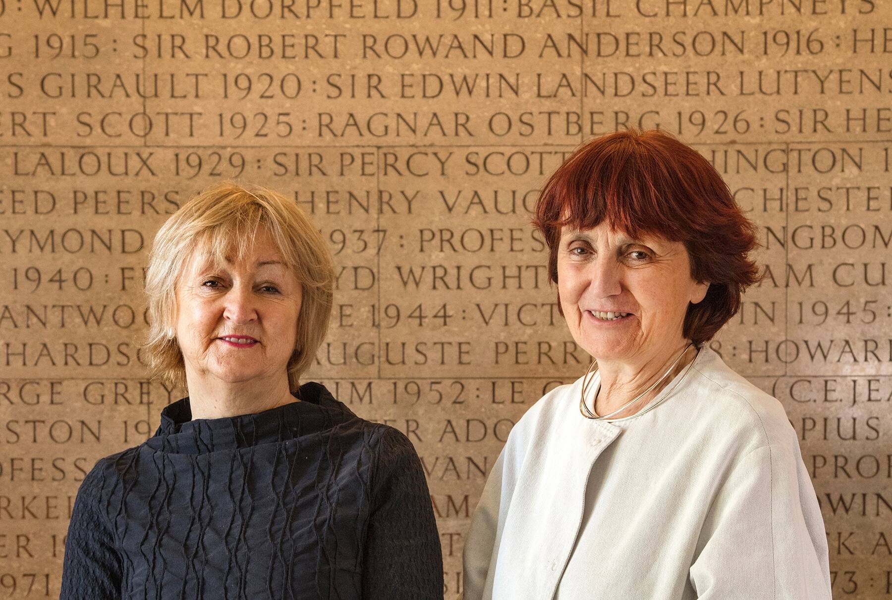 Yvonne_Farrell_Shelley_McNamara_2020_RIBA©Morley_von_Sternberg_VONR9170_PR_CROPPED.jpg