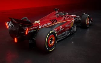 Le prime immagini della nuova SF-24, la vettura con cui la scuderia Ferrari affronterà la stagione 2024 di Formula 1 al via il 2 marzo in Bahrain, Bologna, 13 Febbraio 2024. X/FERRARI

+++ATTENZIONE LA FOTO NON PUO' ESSERE PUBBLICATA O RIPRODOTTA SENZA L'AUTORIZZAZIONE DELLA FONTE DI ORIGINE CUI SI RINVIA+++ +++NO SALES; NO ARCHIVE; EDITORIAL USE ONLY+++NPK+++