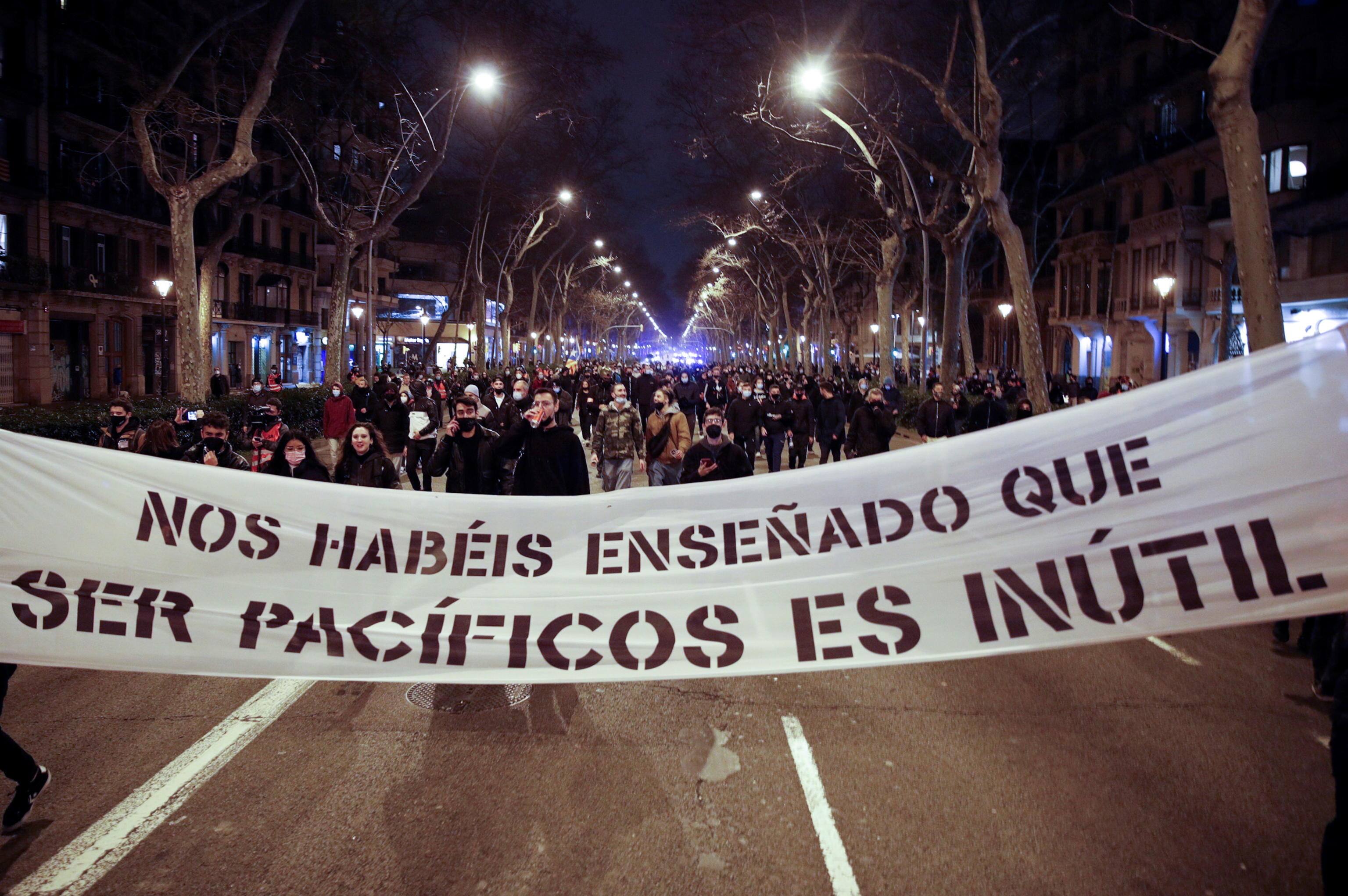 proteste barcellona pablo hasel