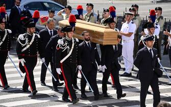 LÕarrivo del feretro  durante i Funerali di Stato di Arnaldo Forlani, Roma, 10 luglio 2023. ANSA/RICCARDO ANTIMIANI