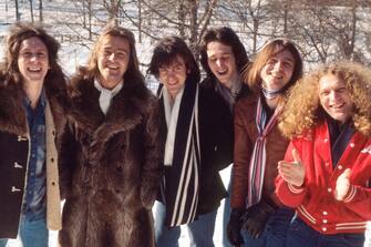 Foreigner, group portrait, New York, 7th February 1977. L-R Dennis Elliott, Ed Gagliardi, Al Greenwood, Mick Jones, Lou Gramm, Ian McDonald. (Photo by Michael Putland/Getty Images)