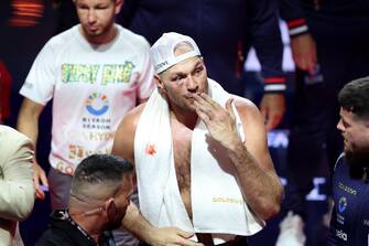 epa11351895 Tyson Fury of Britain reacts at the end of his title bout for Undisputed Heavyweight Champion against Oleksandr Usyk of Ukraine, in Riyadh, Saudi Arabia, 18 May 2024.  EPA/ALI HAIDER