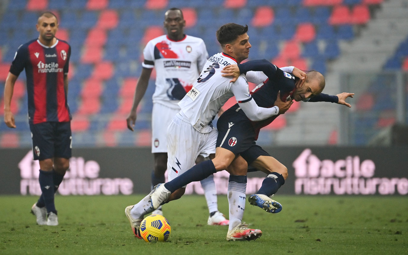 Bologna vs Crotone - Serie A TIM 2020/2021