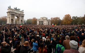 no green pass manifestazione milano kennedy