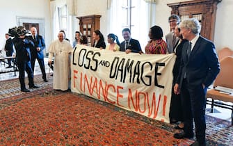 Il Papa in Vaticano insieme alla delegazione dei leader della lotta al cambiamento climatico