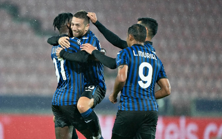 L'Atalanta festeggia il gol in Champions