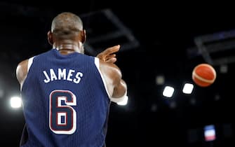epaselect epa11543968 LeBron James of USA in action during the Men Gold Medal game France vs USA of the Basketball competitions in the Paris 2024 Olympic Games, at the South Paris Arena in Paris, France, 10 August 2024.  EPA/CAROLINE BREHMAN