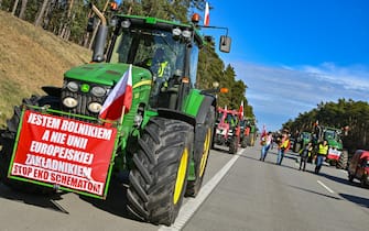 25 February 2024, Poland, Slubice: Farmers from Poland are driving their vehicles on the A2 autostrada (European route 30) towards the German-Polish border (Frankfurt/Oder). The protests by Polish farmers, which have been going on for weeks, are directed against the EU agricultural policy, but also against the import of cheap agricultural products from Ukraine. Photo: Patrick Pleul/dpa (Photo by Patrick Pleul/picture alliance via Getty Images)