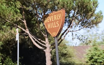 USA. A scene from the ©Paramount Pictures movie: Beverly Hills Cop (1984).
Plot: A freewheeling Detroit cop - Axel Foley , pursuing a murder investigation finds himself dealing with the very different culture of Beverly Hills. 
Ref:  LMK110-J6744-170820
Supplied by LMKMEDIA. Editorial Only.
Landmark Media is not the copyright owner of these Film or TV stills but provides a service only for recognised Media outlets. pictures@lmkmedia.com