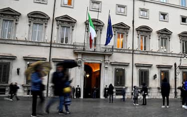 La facciata di Palazzo Chigi durante la riunione del Consiglio dei Ministri, Roma, 11 marzo 2024. ANSA/RICCARDO ANTIMIANI