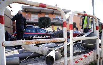 Foto Cecilia Fabiano /LaPresse
27 -01- 2023 Roma, Italia - Cronaca - Cinque ragazzi giovanissimi muoiono in un incidente stradale sulla via Nomentana a Fonte Nuova a causa del ribaltamento dell&#x2019;auto  - Nella Foto : il luogo dell&#x2019;incidente 
January 27, 2023 Rome Italy - Five young boys die in a road accident near Rome  due to the car overturning  -in the Photo  : the place of the accident