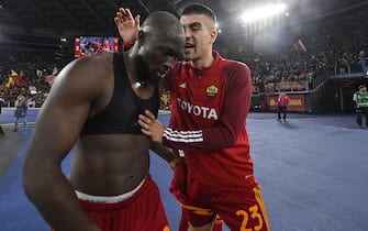 RomaÕs Romelu Lukaku (L) celebrates his goal with RomaÕs Gianluca Mancini (R) during the Serie A soccer match between AS Roma and US Lecce at the Olimpico stadium in Rome, Italy, 5 November 2023. ANSA/RICCARDO ANTIMIANI