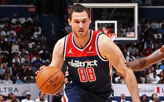 WASHINGTON, DC -  OCTOBER 28: Danilo Gallinari #88 of the Washington Wizards drives to the basket during the game against the Memphis Grizzlies on October 28, 2023 at Capital One Arena in Washington, DC. NOTE TO USER: User expressly acknowledges and agrees that, by downloading and or using this Photograph, user is consenting to the terms and conditions of the Getty Images License Agreement. Mandatory Copyright Notice: Copyright 2023 NBAE (Photo by Kenny Giarla/NBAE via Getty Images)