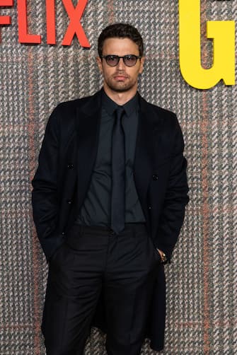 LONDON, ENGLAND - MARCH 05: Theo James attends the UK Series Global Premiere of "The Gentlemen" at the Theatre Royal Drury Lane on March 05, 2024 in London, England. (Photo by Jeff Spicer/WireImage) (Photo by Jeff Spicer/WireImage)