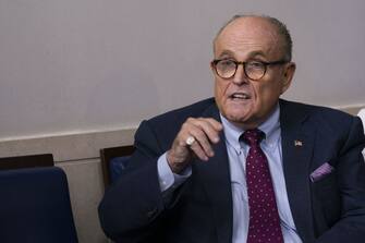 Rudy Giuliani non potrà svolgere, per il momento, l’attività di avvocato a Washington