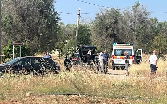 Brindisi, carabiniere ucciso dopo inseguimento: catturati i due rapinatori Brindisi, carabiniere ucciso dopo inseguimento: catturati i due rapinatori