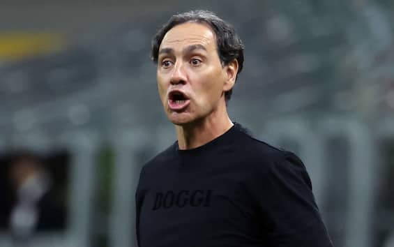 https://static.sky.it/editorialimages/83cd02103eeea758166f7e677df07a9841836761/skysport/it/calcio/serie-a/video/2025/05/24/nesta-milan-monza-addio-conferenza-video/alessandro_nesta_milan_monza_ansa.jpg?im=Resize,width=565