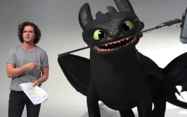 How To Train Your Jon Snow l audizione di Kit Harington per Dragon Trainer Sky TG24
