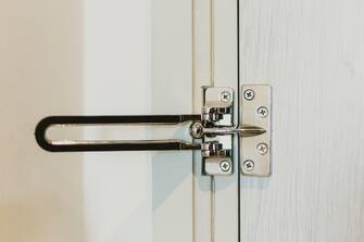 Stainless Steel Door Guard Gate Latches Swing Bar Door Lock Chain Burglar Proof Padlock Door Clasp.
