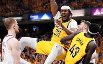 INDIANAPOLIS, INDIANA - MAY 17: Myles Turner #33 of the Indiana Pacers dunks the ball during the third quarter against the New York Knicks in Game Six of the Eastern Conference Second Round Playoffs at Gainbridge Fieldhouse on May 17, 2024 in Indianapolis, Indiana. NOTE TO USER: User expressly acknowledges and agrees that, by downloading and or using this photograph, User is consenting to the terms and conditions of the Getty Images License Agreement. (Photo by Dylan Buell/Getty Images)