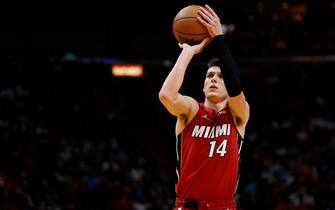 MIAMI, FLORIDA - JANUARY 26: Tyler Herro #14 of the Miami Heat shoots a free-throw against the New York Knicks at FTX Arena on January 26, 2022 in Miami, Florida.  NOTE TO USER: User expressly acknowledges and agrees that, by downloading and or using this photograph, User is consenting to the terms and conditions of the Getty Images License Agreement. (Photo by Cliff Hawkins/Getty Images)