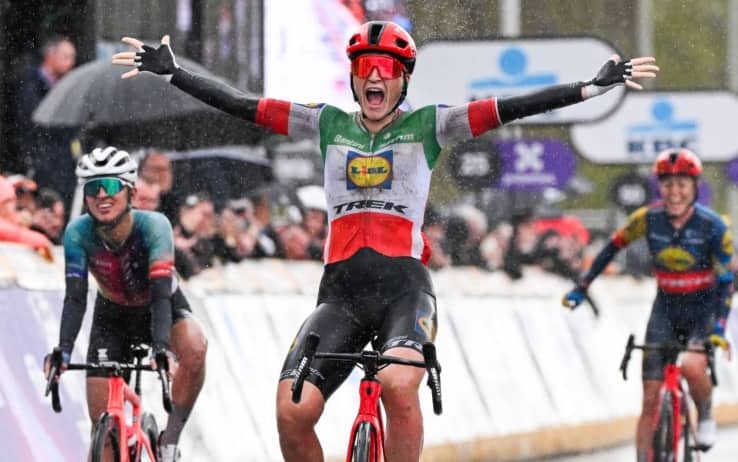 Ciclismo, Giro delle Fiandre donne: Longo Borghini trionfa 9 anni dopo |  Sky Sport