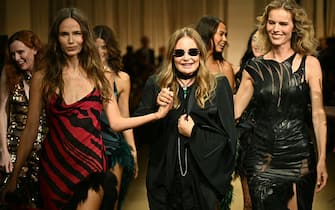13-roberto-cavalli-sfilata-2025-milano-fashion-week-getty - 1