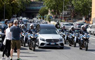 Corteo funebre Raffaella Carrà