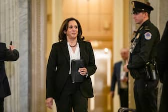 WASHINGTON, DC - JANUARY 24: Senator Kamala Harris (D-CA) heads back to the floor of the Senate during a recess in the Senate impeachment trial of President Donald Trump on January 24, 2020 in Washington, DC. Democratic House managers conclude their opening arguments on Friday as the Senate impeachment trial of President Donald Trump continues into its fourth day. (Photo by Samuel Corum/Getty Images)