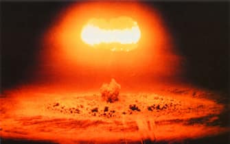 Cos'è e come funziona la bomba atomica