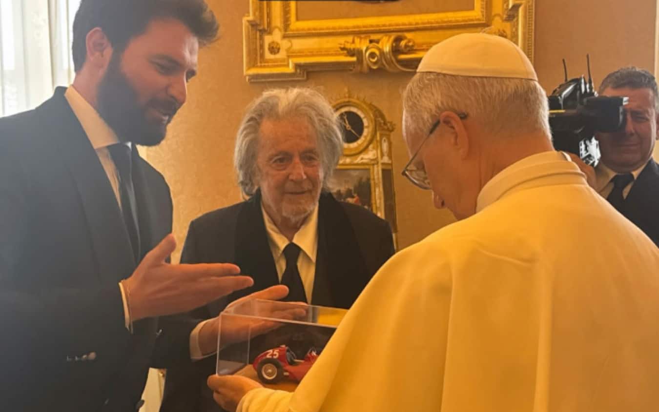 Al Pacino incontra Leone XIV, è la prima udienza tra un Papa americano e  una star del cinema | Sky TG24