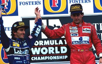 Race winner Ayrton Senna (BRA) McLaren (right) acknowledges second place finisher and World Champion Alain Prost (FRA) Williams (left) in his final race before retirement.
Australian Grand Prix, Adelaide, 7 November 1993

