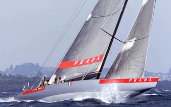 AUC05D:SPORT-YACHTING-AMERICAS:AUCKLAND,NEWZEALAND,29JAN00 - Italy's Prada ploughs through a wave at the start of race three of the Louis Vuitton Cup final against United States entry AmericaOne on the Hauraki Gulf in Auckland January 29. The best of nine series is tied at 1-1 with the overall winner challenging Team New Zealand for the Americas Cup which starts on February 19.   mdb/Photo by Mark  Baker       REUTERS