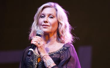 olivia-newton-john-kikapress