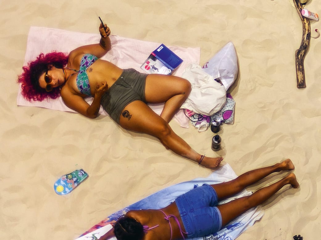 Un dettaglio della copertina di “Attenzione disordinata”