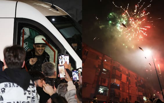Geolier, the return to Naples after Sanremo: plaque and fireworks