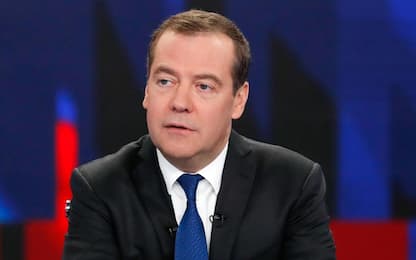 Medvedev: nessun dialogo con Ucraina fino alla sua sconfitta