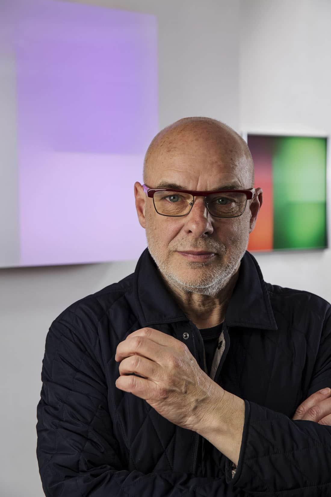 Brian-Eno-in-his-studio.jpg