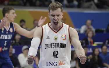 epa10852809 Andreas Obst of Germany reacts during the FIBA Basketball World Cup 2023 final match between Serbia and Germany at the Mall of Asia in Manila, Philippines, 10 September 2023.  EPA/FRANCIS R. MALASIG