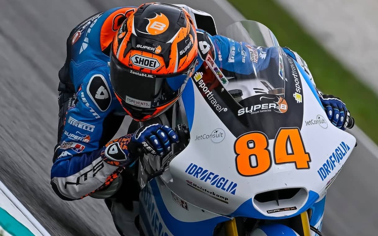 https://static.sky.it/editorialimages/878c7baed4a113f107efe4325514c1e02ba259ae/skysport/it/motori/motogp/2025/10/29/moto2-zonta-rw-salac-news/zonta_2025_news_rw_insatgram.jpg?im=Resize,width=1218
