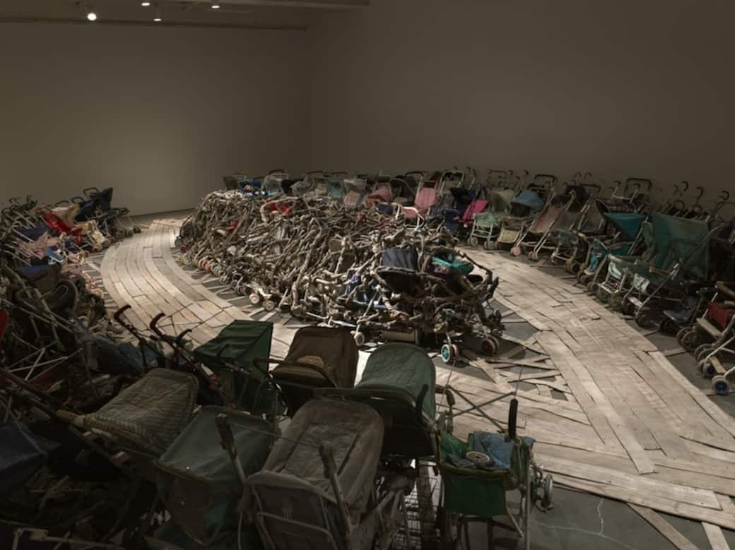 Nari_Ward_Amazing_Grace_1993._Exhibition_views_of_Nari_Ward._We_the_People_2019._New_Museum_New_York._Photo_Maris_Hutchinson_EPW_Studio.jpg