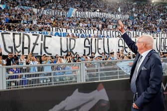 Sven-Goran Eriksson during a tribute before the Italian Serie A soccer match between Lazio and Sassuolo at the Olimpico stadium in Rome, Italy,, Rome 25 May 2024. ANSA/FABIO FRUSTACI